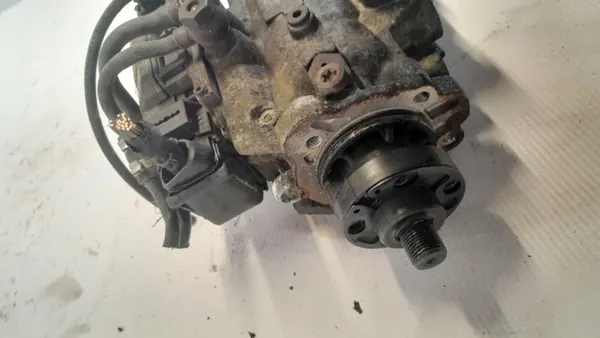Pompe à injection Opel Vectra C 2.2 DTI OEM 0470504215 image 3