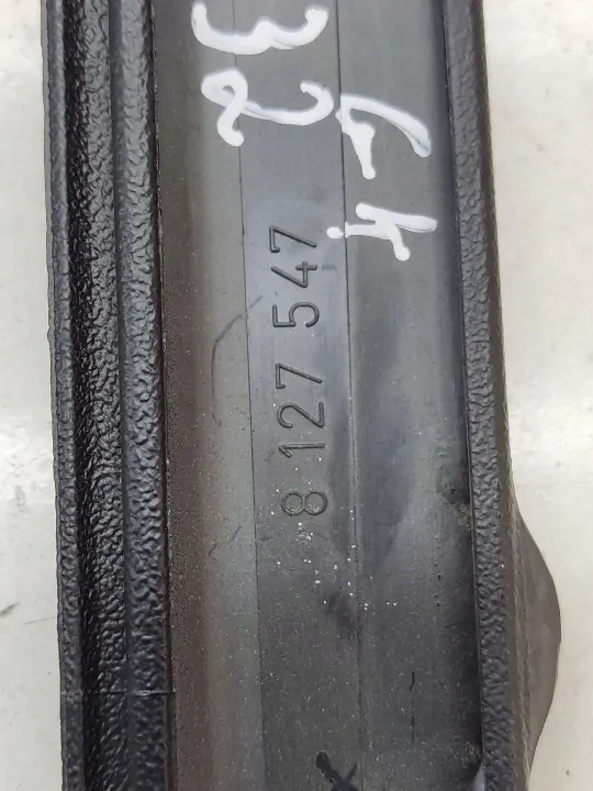 BMW 7 E32 1993 Pilarin Verhoilu OEM 8127548 image 6