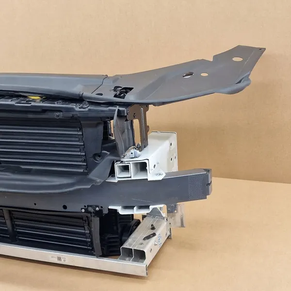 Radiador dianteiro Volvo S90 II V90 II V90 CC Mild Hybrid image 2