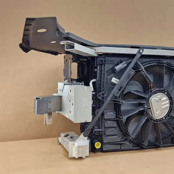 Radiador dianteiro Volvo S90 II V90 II V90 CC Mild Hybrid image 6