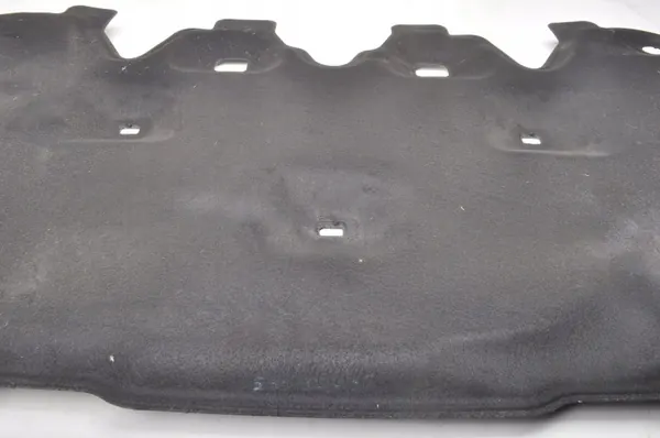 Isolation de capot Volvo OEM 253824 - État utilisé image 3
