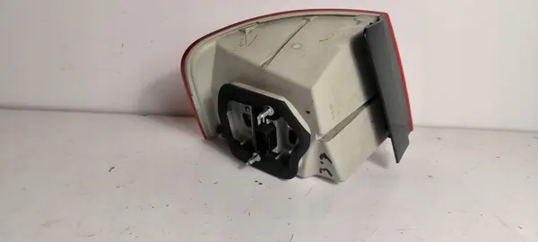 Höger Bakljus VW Jetta V image 7