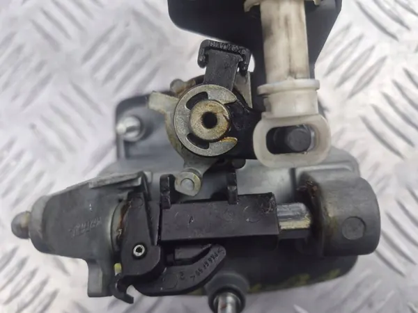 SEAT Cordoba takaluukun lukkoaktuattori OEM 1M5862159C image 5