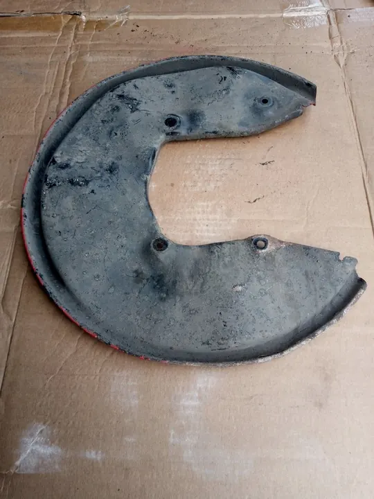 Audi A4 B7 Bakre Höger Bromsskiva Täckplåt 4F0615612 image 4