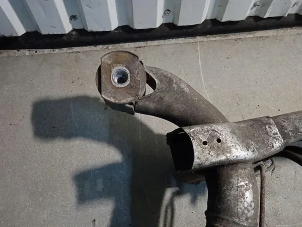 BMW 6768610 Hinterachsträger - Gebrauchtes OE-Teil image 5