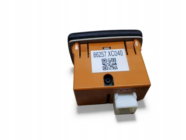 Tomada USB Subaru Ascent OEM 86257XC040 image 5