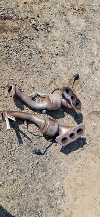 Mercedes SL W231 Katalysator OEM A2124904136 image 2