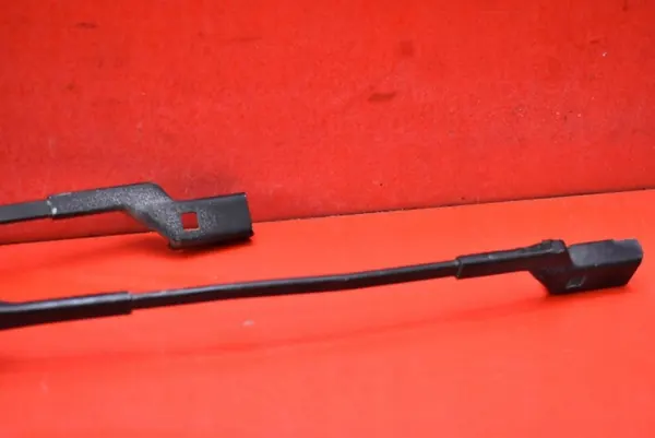 OEM 98310-1P000 Etupyyhinvarsi Kia Venga 2010-2014 image 4
