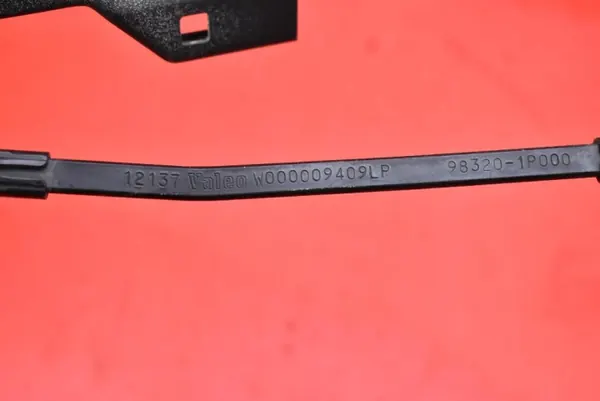 OEM 98310-1P000 Etupyyhinvarsi Kia Venga 2010-2014 image 8