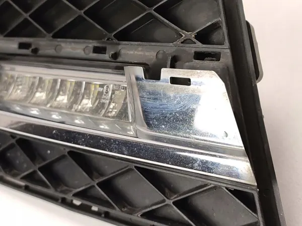 OEM 2048854123 Höger Halogen Grilllampa Mercedes GLK image 3