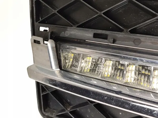 OEM 2048854123 Höger Halogen Grilllampa Mercedes GLK image 4