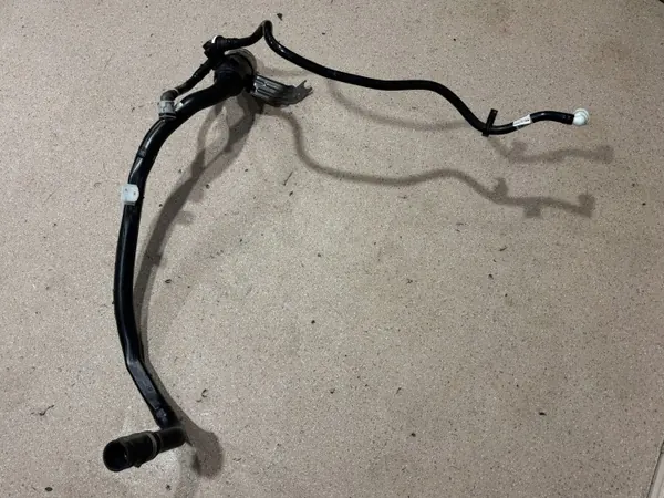 Kraftstoff-Einfüllstutzen BMW M5 F90 OEM 8092327 image 2