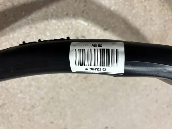 Kraftstoff-Einfüllstutzen BMW M5 F90 OEM 8092327 image 9