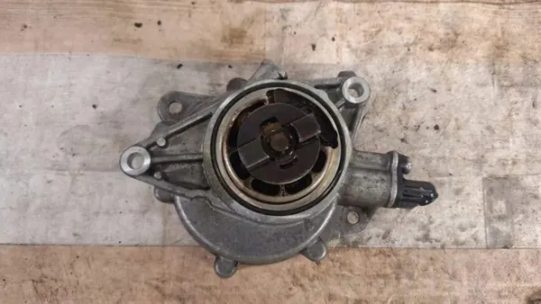 Pompe à vide Peugeot OEM 7597920 pour RCZ & Mini Cooper image 3