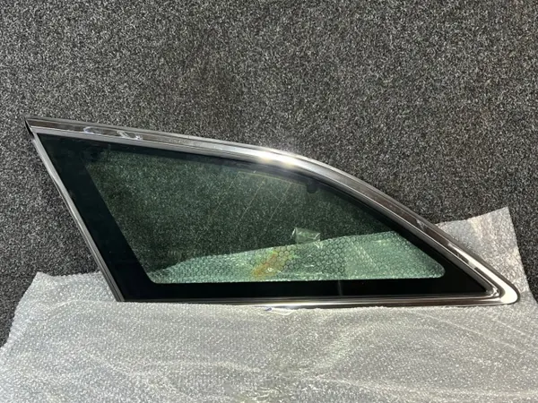 Vitre arrière gauche Ford Mondeo MK5 Break OEM 2368440 image 2