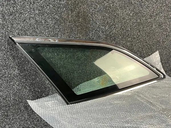Vitre arrière gauche Ford Mondeo MK5 Break OEM 2368440 image 3