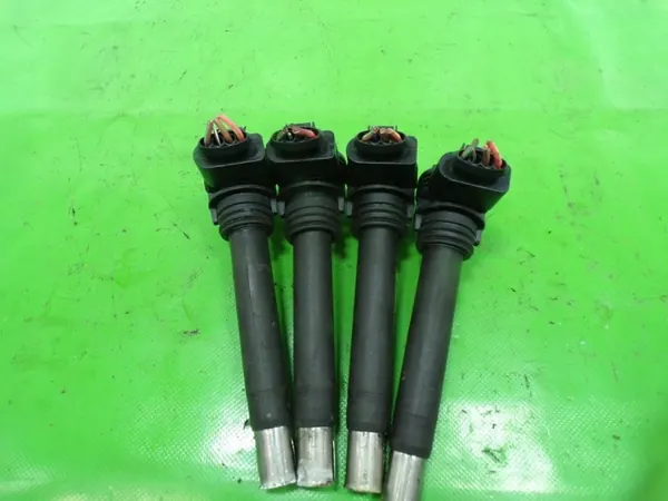 Bobine d'allumage OEM 0221604115 pour Audi A4 B7 2.0 TFSI image 6