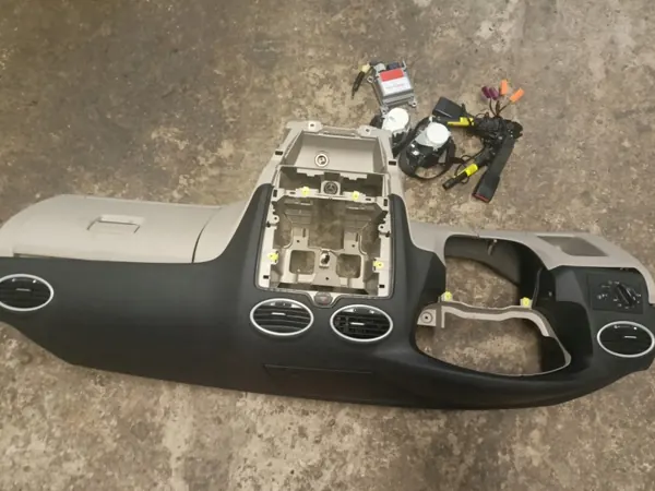 Console Tableau de Bord OEM AUST112239 Ford Focus MK2 image 5
