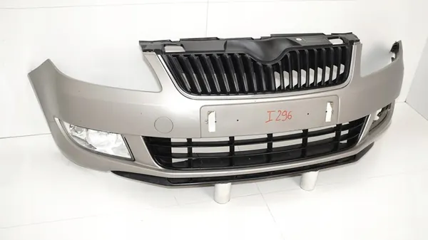 Pare-chocs avant Skoda Fabia II Lift 10-14R LF8H image 2