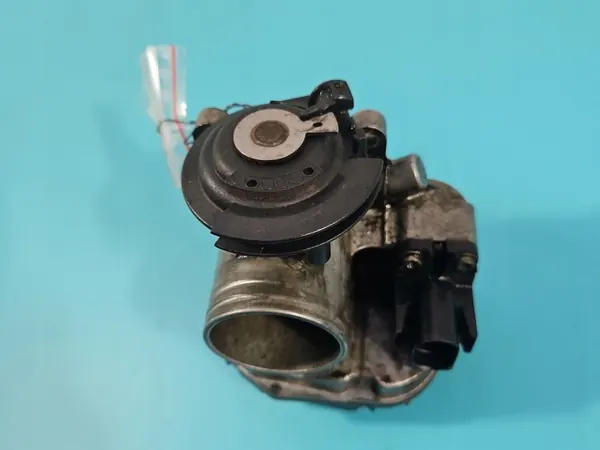 Kuristin VW Lupo 1.4 16V OEM 036133064D image 5