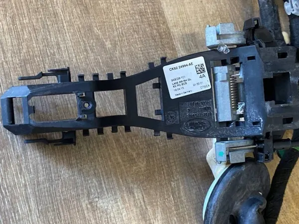 OEM CK52-218A42-BC Takaoikean Oven Lukko - Range Rover L405 image 3