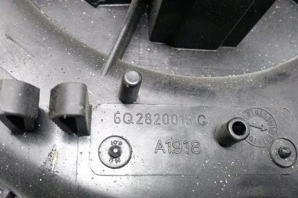 VW POLO Verwarming 1.42L Diesel 2004 6Q2820015G image 4