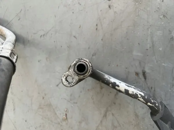 Tubo aire acondicionado Renault Kangoo I 1.5 dCi OEM 8200680905 image 3