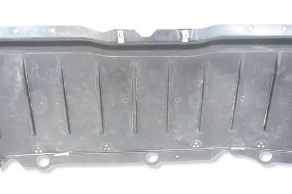OEM 9450505 Escudo Bajo Parachoques Trasero BMW iX1 image 6