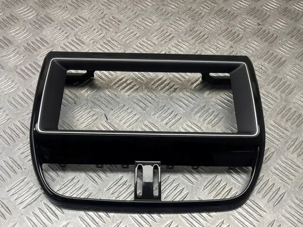 Moldura Grelha Jaguar OE HK83047A04A - Usado image 3