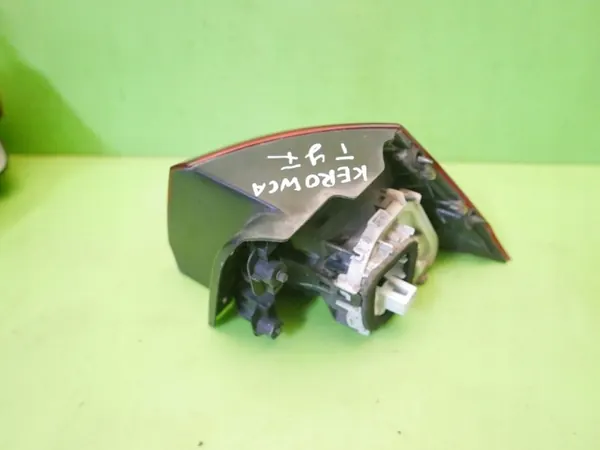 Lámpara trasera izquierda en aleta VW GOLF VII KOMBI 12-16 image 5