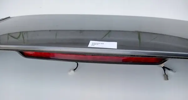 Spoiler OEM 96030-5DA1A com luz stop para Infiniti Q30/QX30 image 5