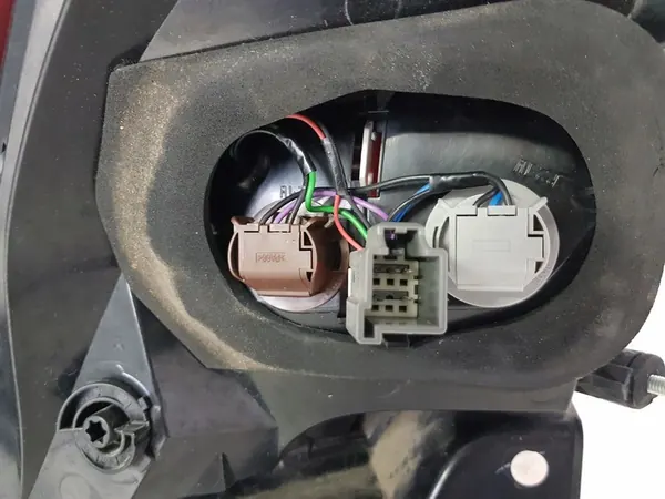 Lámpara trasera izquierda Volvo XC60 I Lift 31323034 image 8