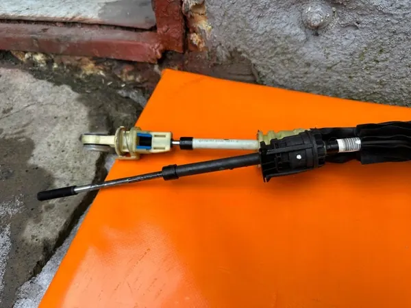 OPEL ZAFIRA C 1.4T Schaltgestänge Kit OEM Gebraucht image 3