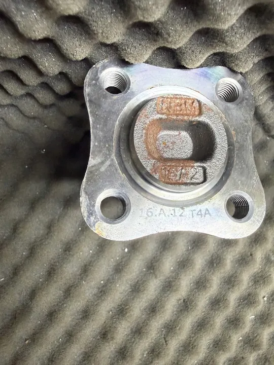 Perno mozzo ruota posteriore destro Nissan Micra image 3