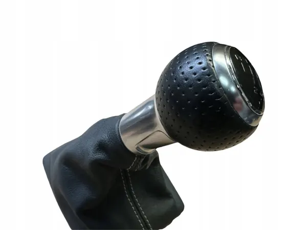 Pomo de cambios Audi A3 8V S-Line OEM 8V0863278C image 3