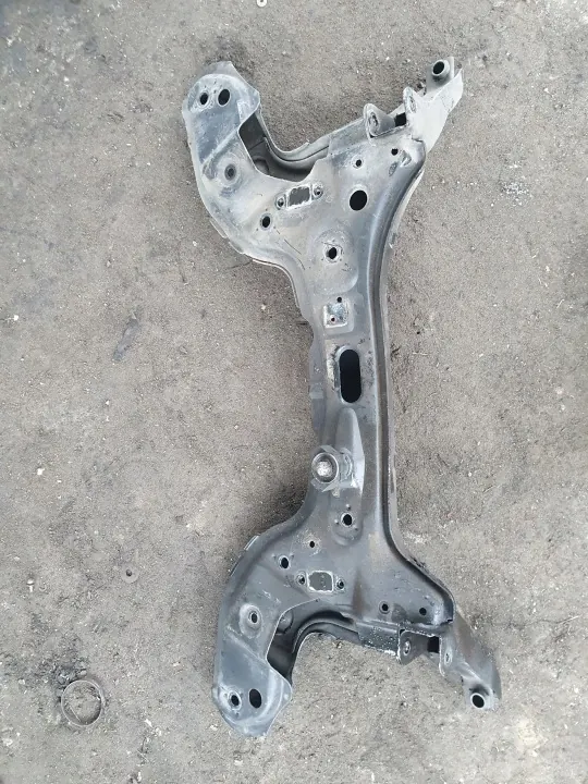 Soporte motor Fiat OE delantero suspensión viga OEM image 2