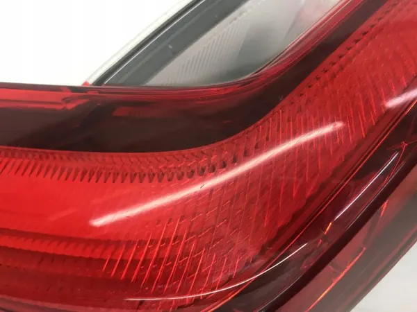 Luz Trasera Derecha Skoda Kamiq 658945096 image 6