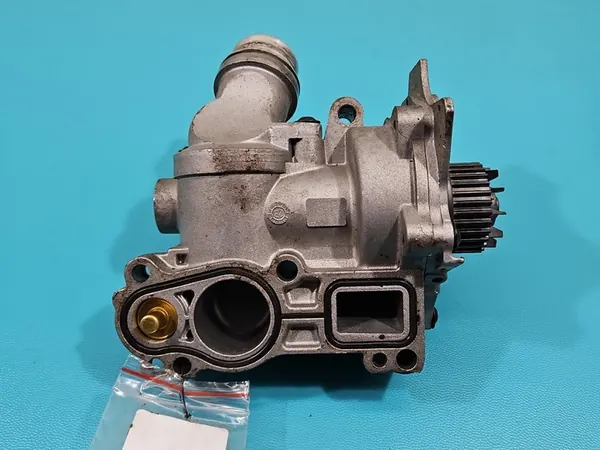 Vattenpump Audi A4 B8 1.8 TFSI 682M2 image 4