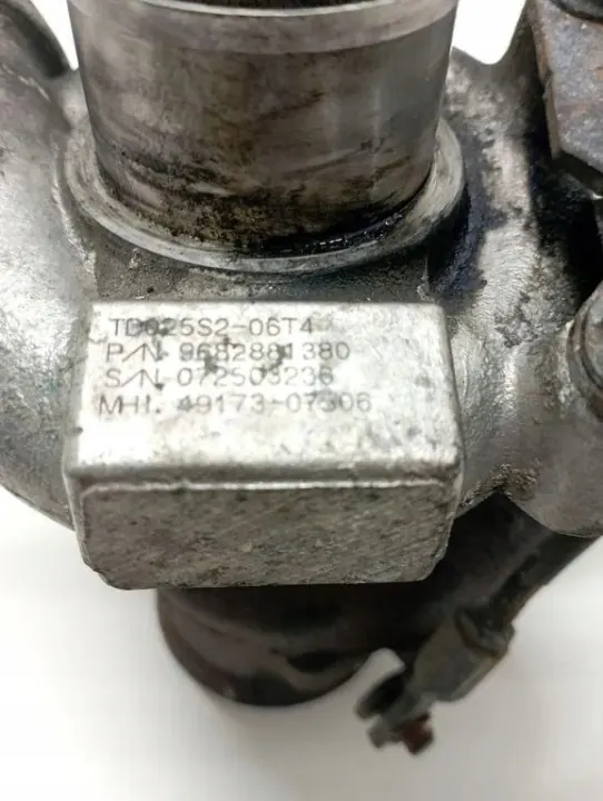 Turbo OEM 9682881380 Peugeot 307 1.6L Dieselille image 4