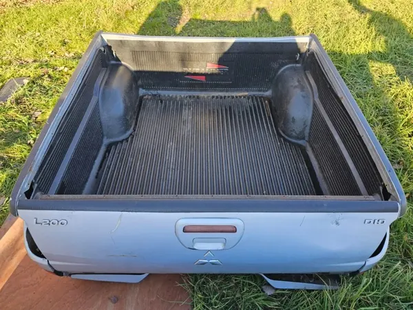 Boîte de vitesses Mitsubishi L200 07r d'occasion OEM N64 image 2
