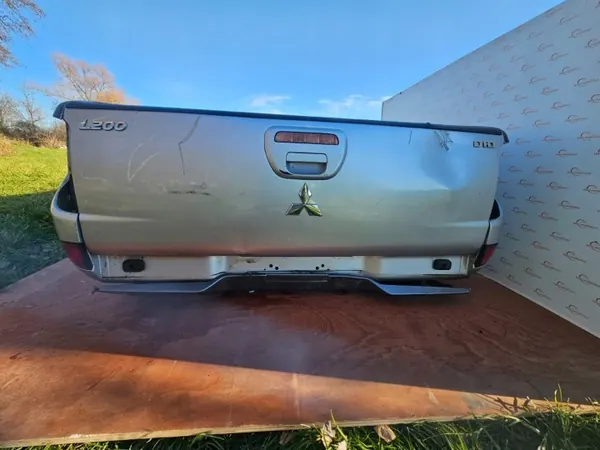 Boîte de vitesses Mitsubishi L200 07r d'occasion OEM N64 image 6