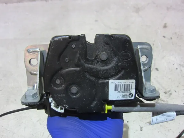 BMW 3 F34/F31 kofferbakslot OEM 51247269516 image 3