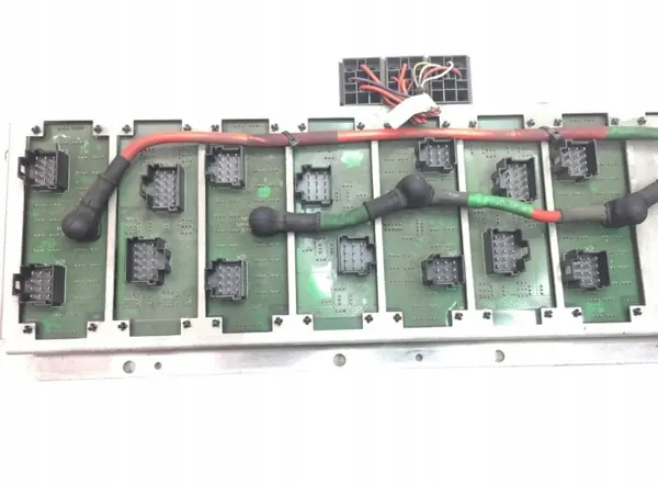 70394200 Volvo Fusible - Placa de Circuito image 3
