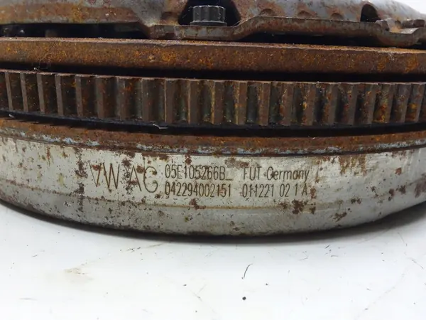 Vw Audi Skoda 1.5 Tfsi Tsi DPC Volante de Dupla Massa 05E105266B image 5