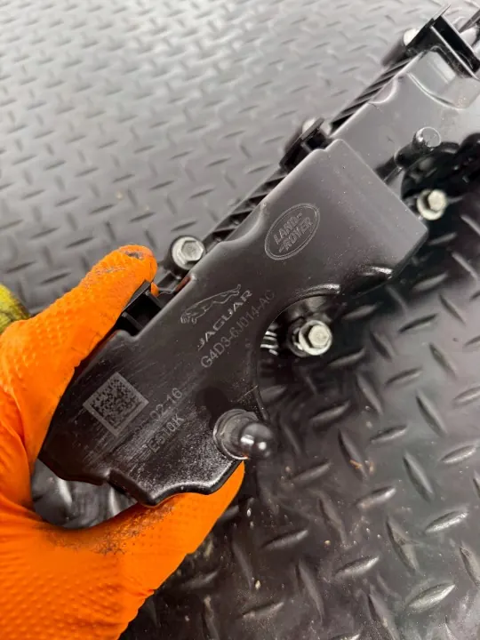 Jaguar Oliedop OEM G4D3-6J014-AC voor F-PACE X761 image 4