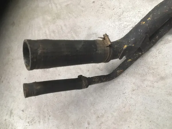 TUBO DE LLENADO DE COMBUSTIBLE MERCEDES A KLASA II W169 image 2