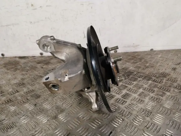 Subaru OE Taka pyörännavan OEM FBZ14909 - Käytetty image 4
