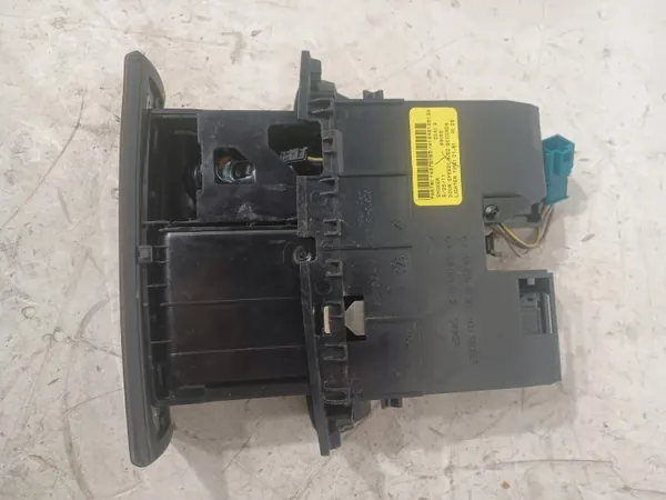 Cendrier Mercedes-Benz GL X164 OEM A1648100130 image 4