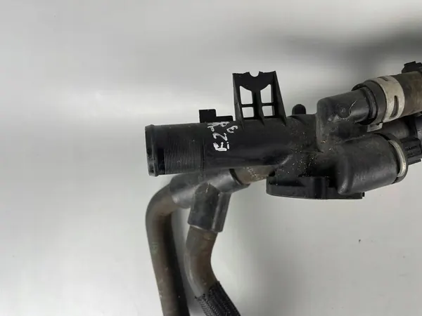 Termostato Renault Clio IV 2016 OEM 8200954328C image 4