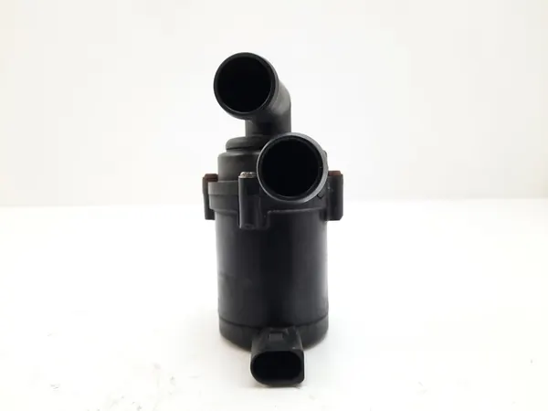 Water Pump 7L0965561J Audi Q7 4L image 5